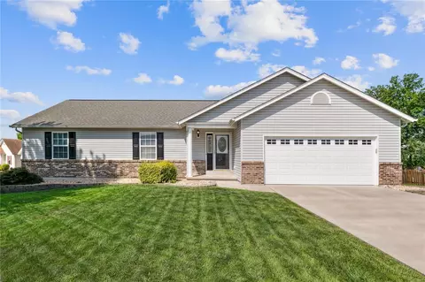 1630 Nash Dr, Dardenne Prairie, MO 63368