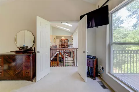 807 Timber Glen Ln, Ballwin, MO 63021 photo 20