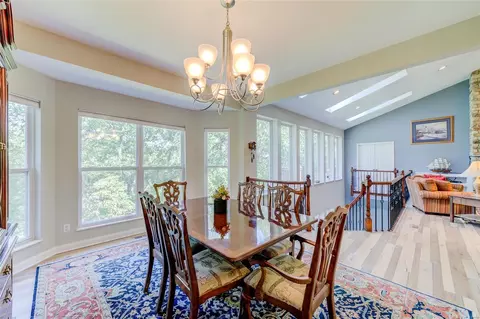 807 Timber Glen Ln, Ballwin, MO 63021 photo 10