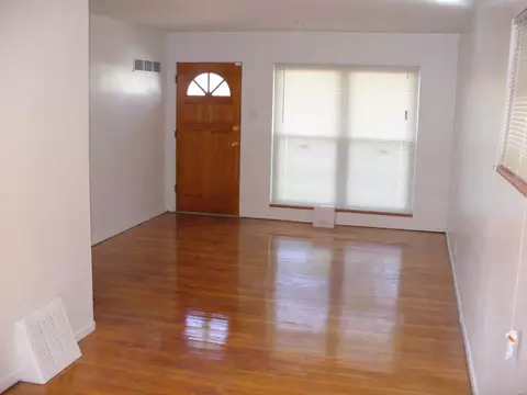 154 Ben Nevis Rd, Saint Louis, MO 63137 photo 2