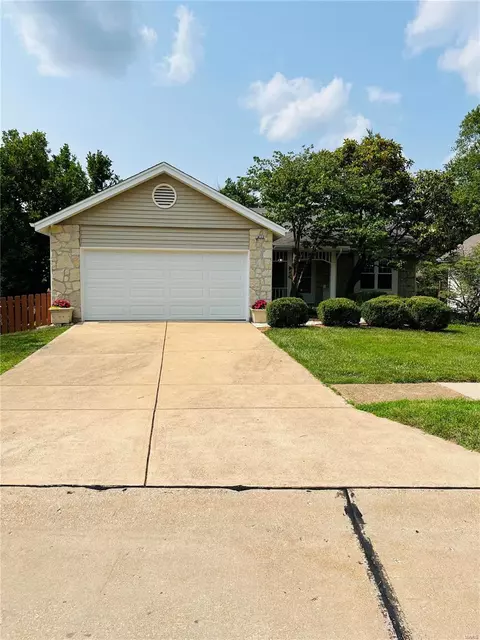 1309 Culpepper Ridge Dr, Ballwin, MO 63021