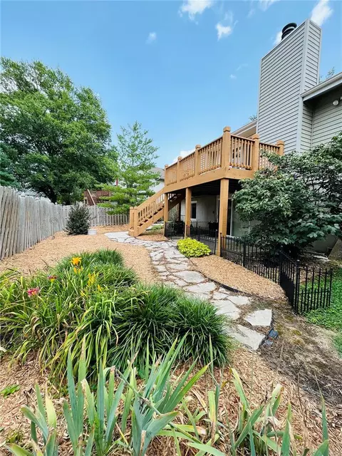 1309 Culpepper Ridge Dr, Ballwin, MO 63021 photo 9