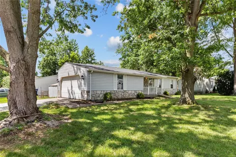 402 Fire Tree Ln, O'fallon, MO 63368 photo 16
