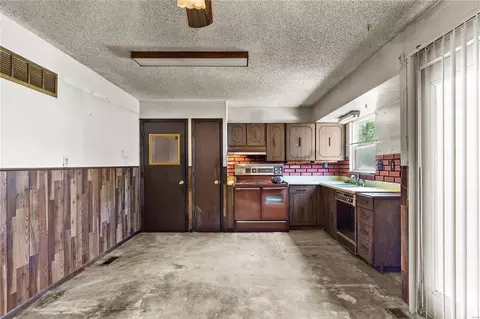 402 Fire Tree Ln, O'fallon, MO 63368 photo 5