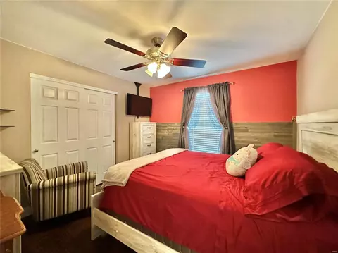 114 W Park Cir, O'fallon, MO 63366 photo 17