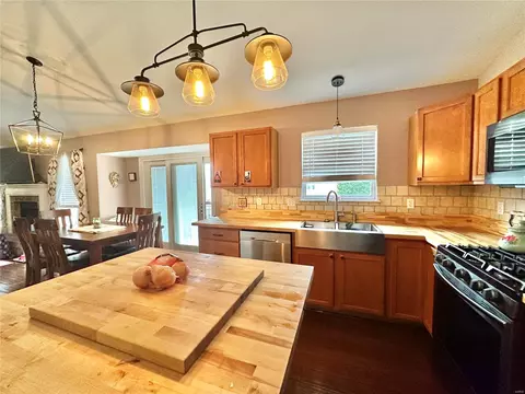 114 W Park Cir, O'fallon, MO 63366 photo 11