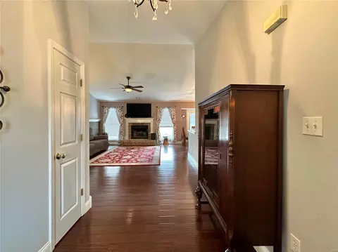 114 W Park Cir, O'fallon, MO 63366 photo 4