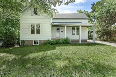 904 Saint Ferdinand St, Florissant, MO 63031