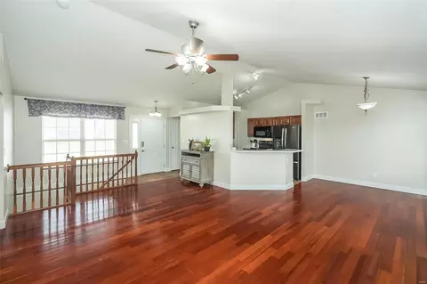 9 Wistar Way, O'fallon, MO 63366 photo 8