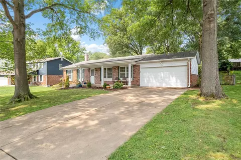 635 Amber Jack Dr, Ballwin, MO 63021 photo 3