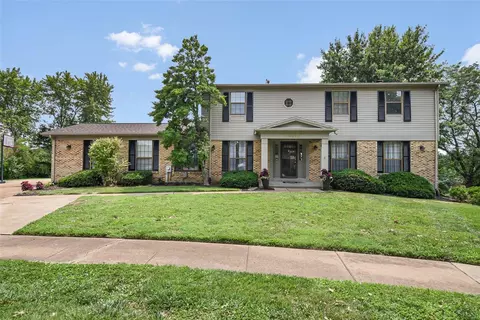 3818 Rock Bluff Ct, Saint Louis, MO 63129