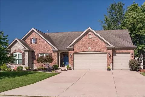 2667 Breckenridge Cir, O'fallon, MO 63368