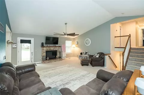 1525 Tea Party Ln, O'fallon, MO 63366 photo 9