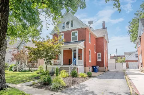 7464 Flora Ave, Saint Louis, MO 63143