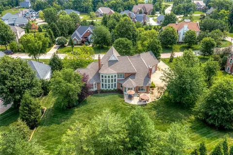 44 Windcastle Dr, Saint Charles, MO 63304 photo 8