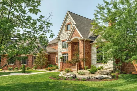 44 Windcastle Dr, Saint Charles, MO 63304 photo 5