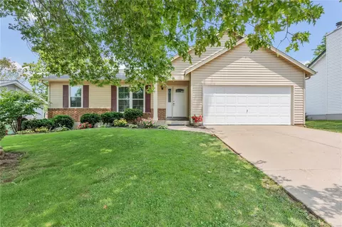 609 Big Horn Dr, O'fallon, MO 63368