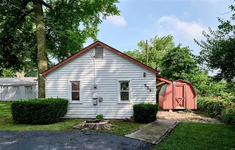 535 Lindenwood Ave, Saint Charles, MO 63301