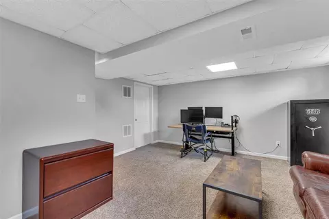 102 Aspencade Cir, Saint Peters, MO 63376 photo 21
