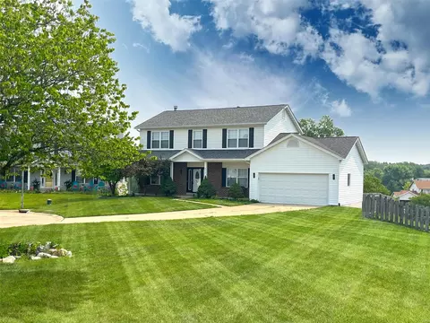 820 Prince Andrew Ct, Saint Charles, MO 63304