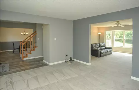 26 Statesman Dr, O'fallon, MO 63368 photo 21