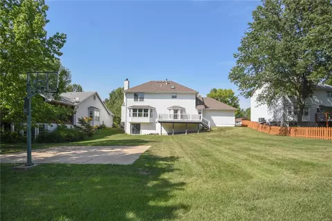 26 Statesman Dr, O'fallon, MO 63368 photo 2