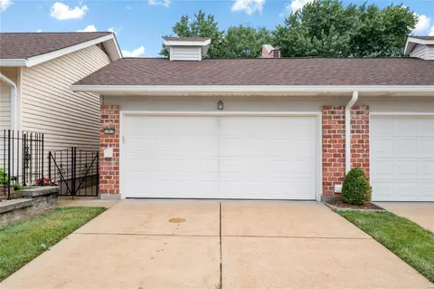 13012 Tiger Lily Ct, Saint Louis, MO 63146
