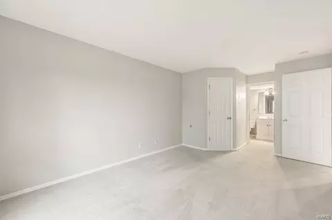 1317 Crossings Ct #B, Ballwin, MO 63021 photo 7