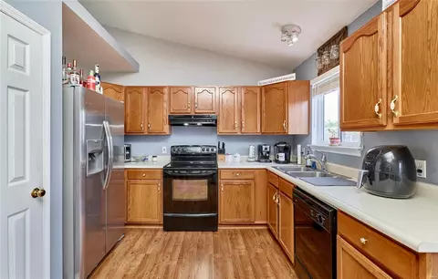 1465 Cochise Dr, O'fallon, MO 63366 photo 13