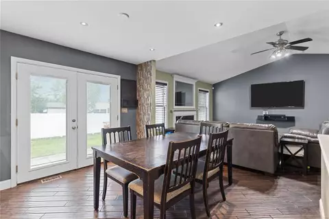 8 Betsys Flag Ct, O'fallon, MO 63366 photo 11
