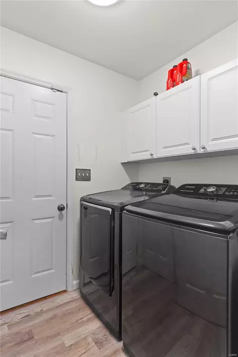 8 Betsys Flag Ct, O'fallon, MO 63366 photo 16