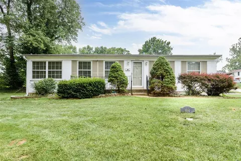 104 E Ravine Ave, Saint Louis, MO 63119