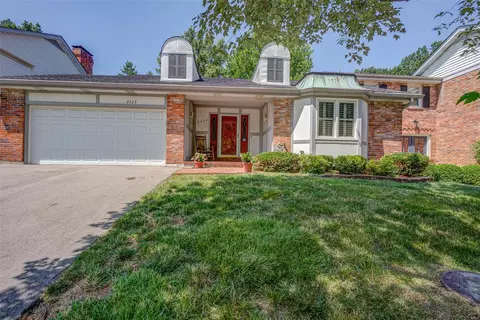 2423 Baxton Way, Chesterfield, MO 63017