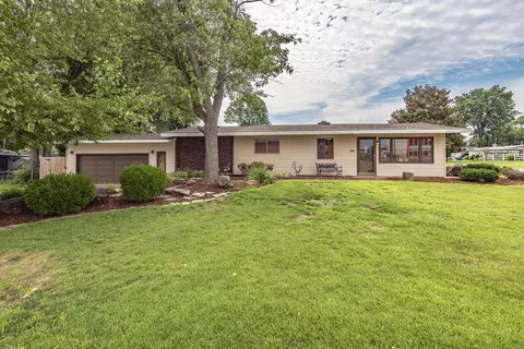 8316 Hildesheim Ave, Saint Louis, MO 63123