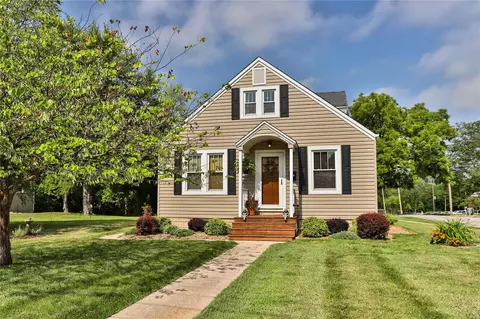 303 School St, O'fallon, MO 63366