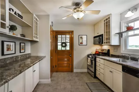 303 School St, O'fallon, MO 63366 photo 6