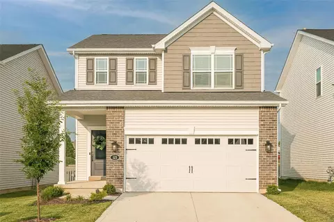 121 Woodline Ct, Saint Peters, MO 63376