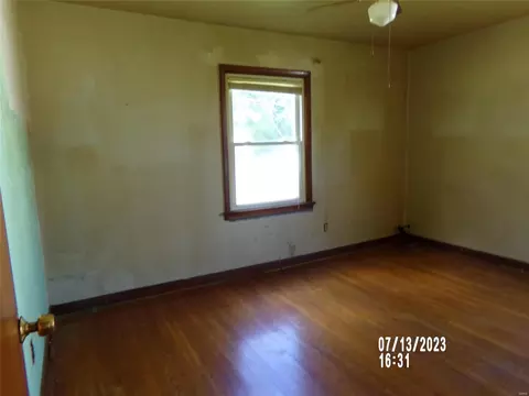 9782 Flora Ave, Saint Louis, MO 63114 photo 14