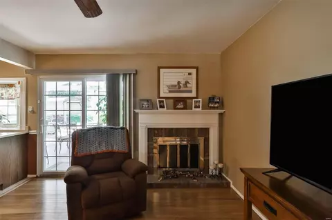 5433 Danforth Dr, Saint Louis, MO 63129 photo 8