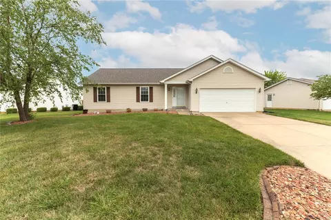 1606 Rachel Elizabeth Ln, Wentzville, MO 63385