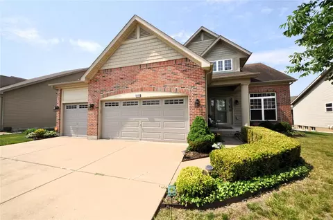 3251 Chester Blvd, Saint Charles, MO 63301