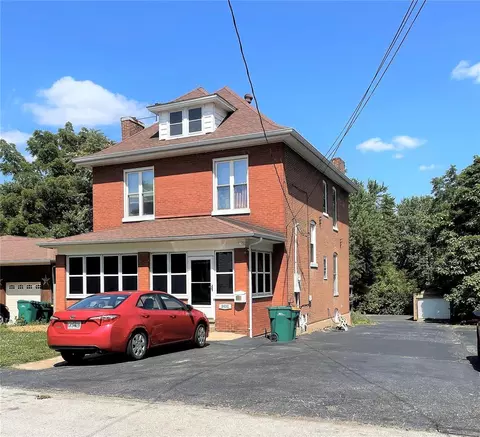 2432 Ackerman Ave, Saint Louis, MO 63114