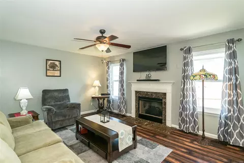 107 Marigold Mdws, O'fallon, MO 63368 photo 12