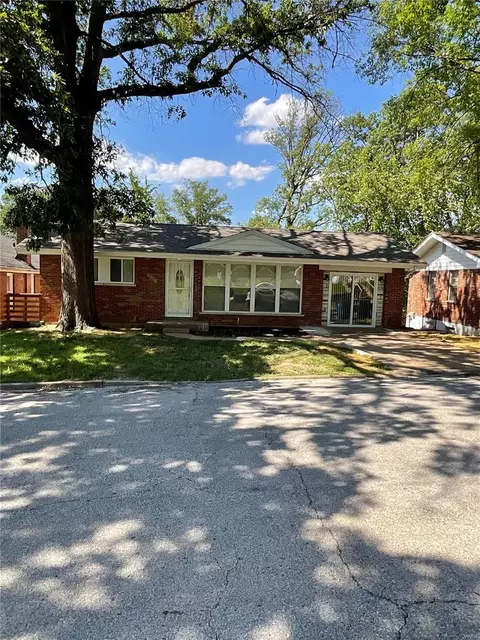 4507 June Ave, Saint Louis, MO 63121 photo 1