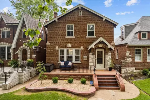 5735 Itaska St, Saint Louis, MO 63109