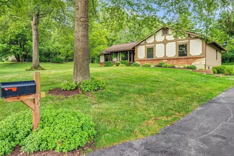 704 Grand Glen Dr, Manchester, MO 63021 photo 35