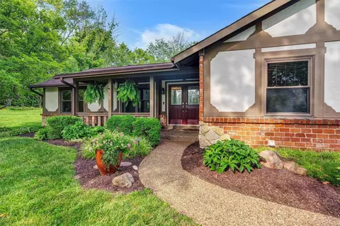 704 Grand Glen Dr, Manchester, MO 63021 photo 3