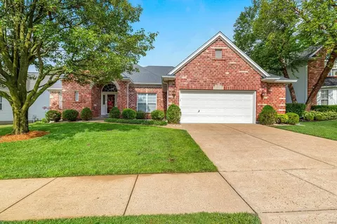 4955 Karington Place Dr, Saint Louis, MO 63129