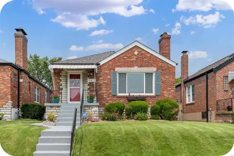 5421 Lindenwood Ave, Saint Louis, MO 63109