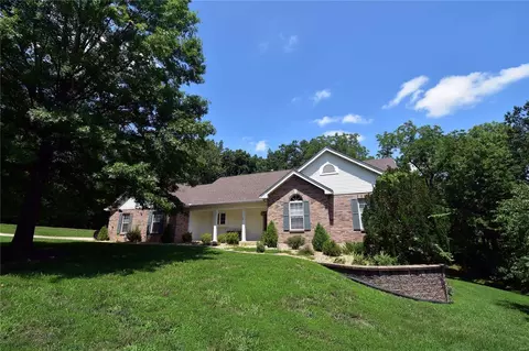 12 Schoen Morgen Dr, O'fallon, MO 63366